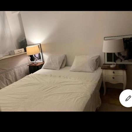 Grand Appartement En Duplex A Beaugency Bagian luar foto